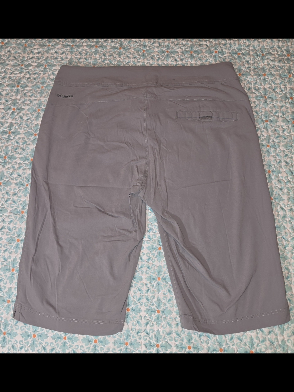 Columbia Gray Drawstring Athletic Bermudas - Picture 2 of 4